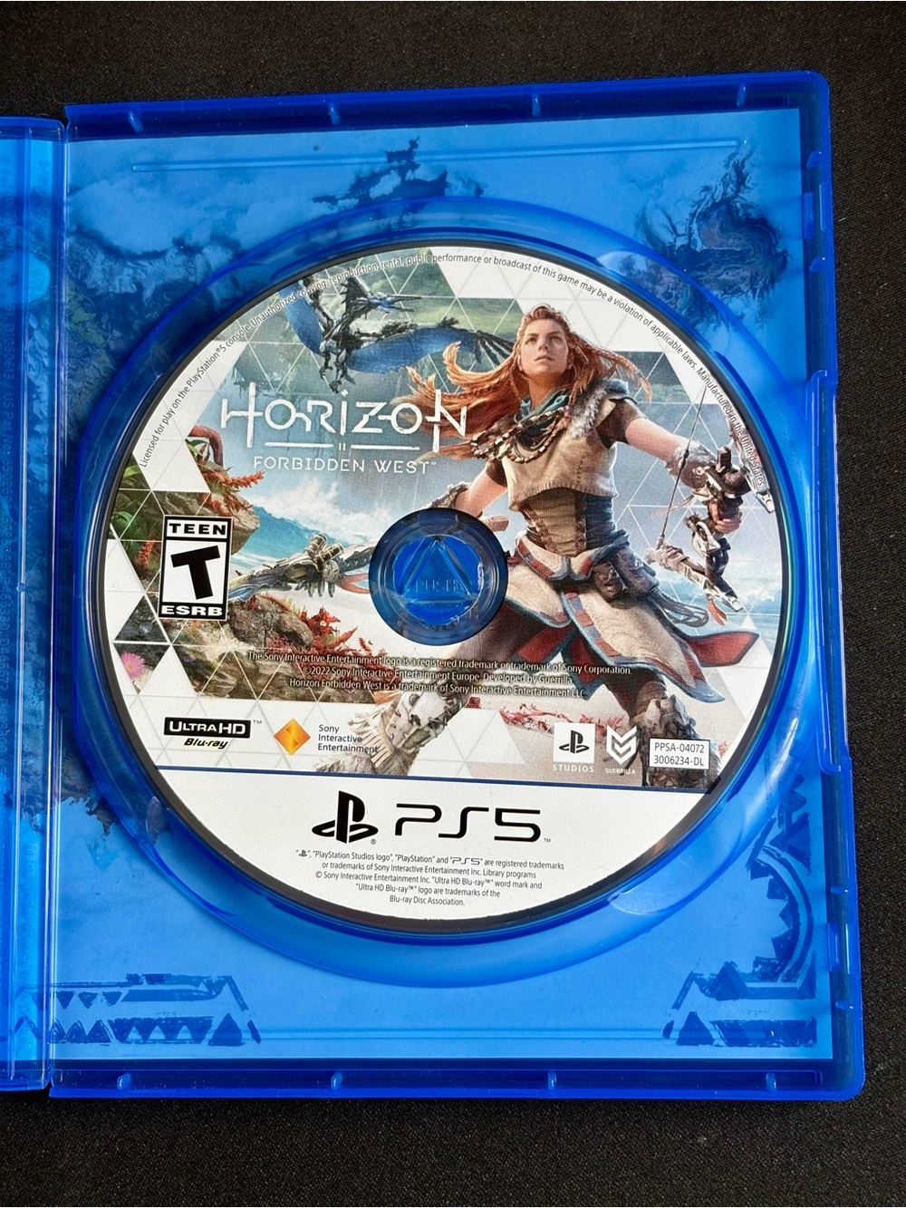 PS5 Horizon Forbidden West Launch Edition Complete + Unused DLC Code 🎮 - Picture 4 of 12